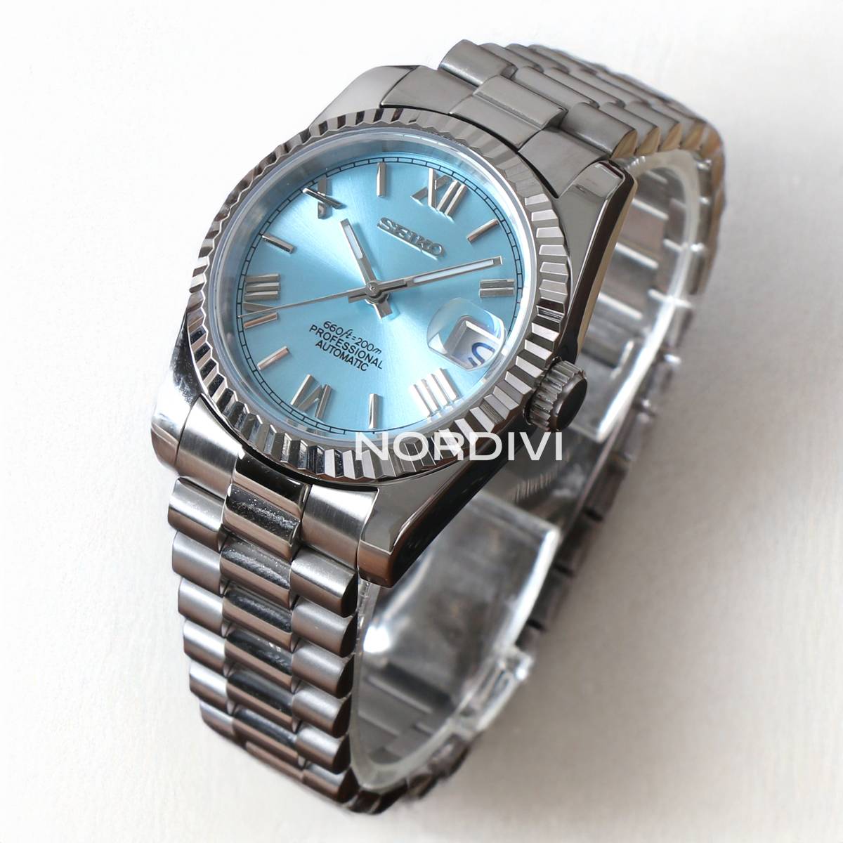 Justeiko | Roman | Ice Blue