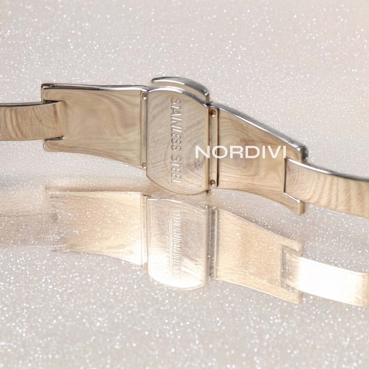 Nautiko | White