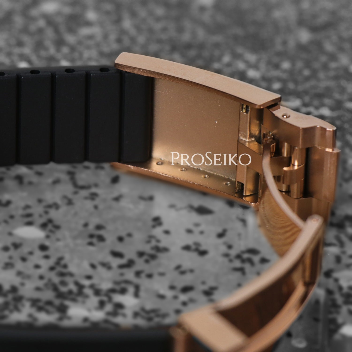 Seikona | RoseGold | Brown