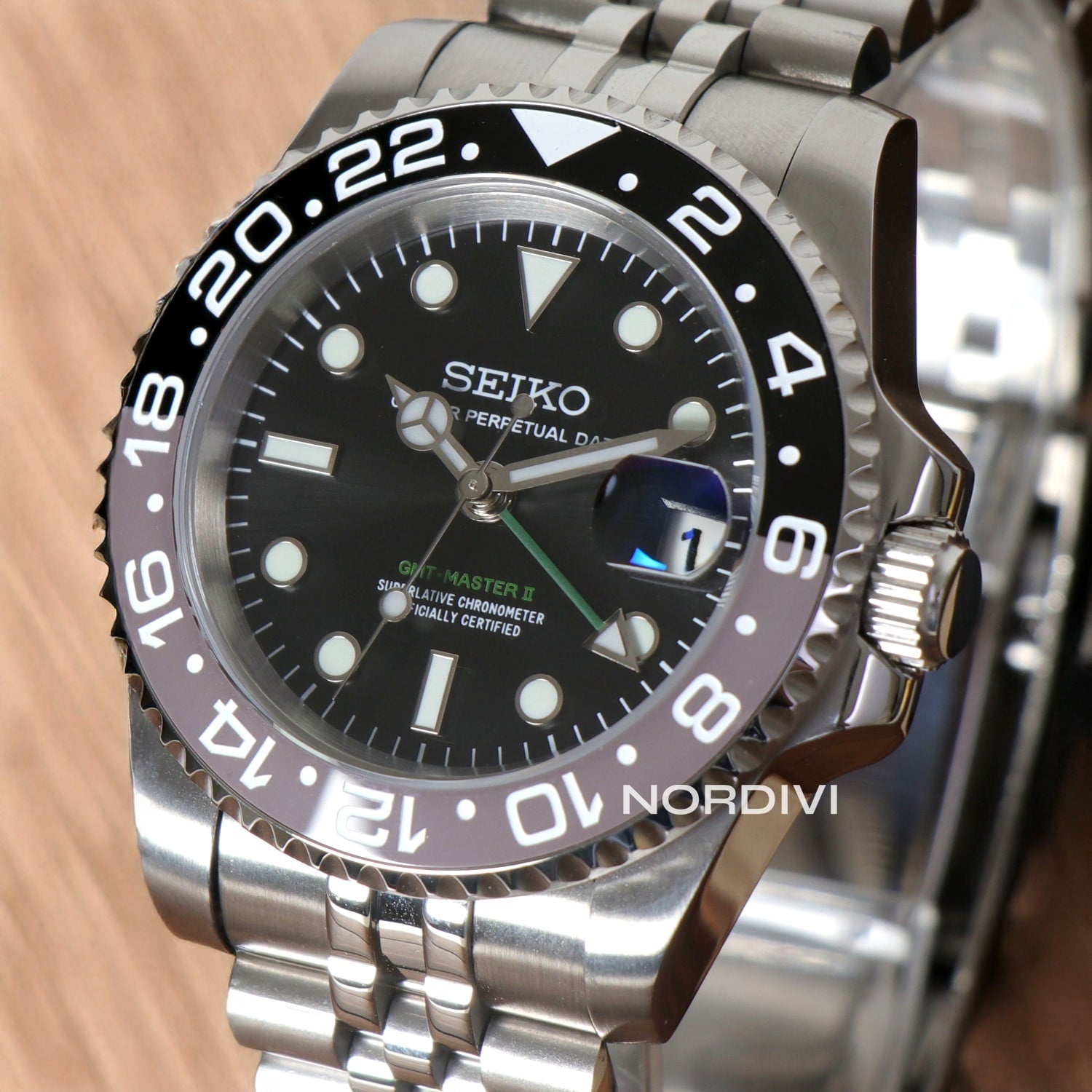 Masteiko | GMT | Bruce Wayne