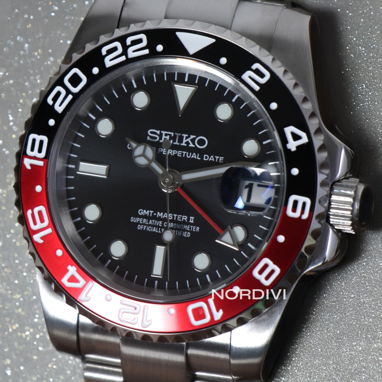 Masteiko | GMT | Coke