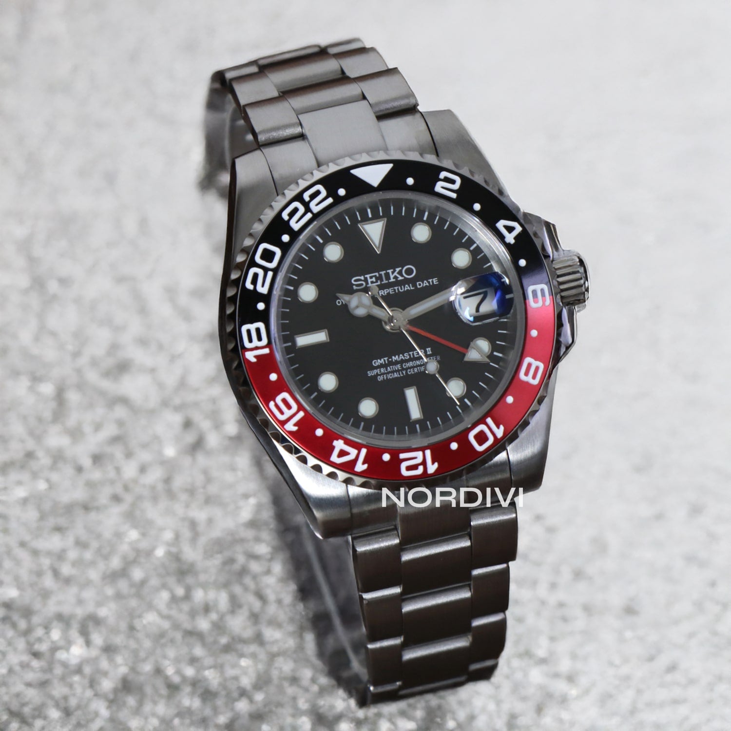 Masteiko | GMT | Coke