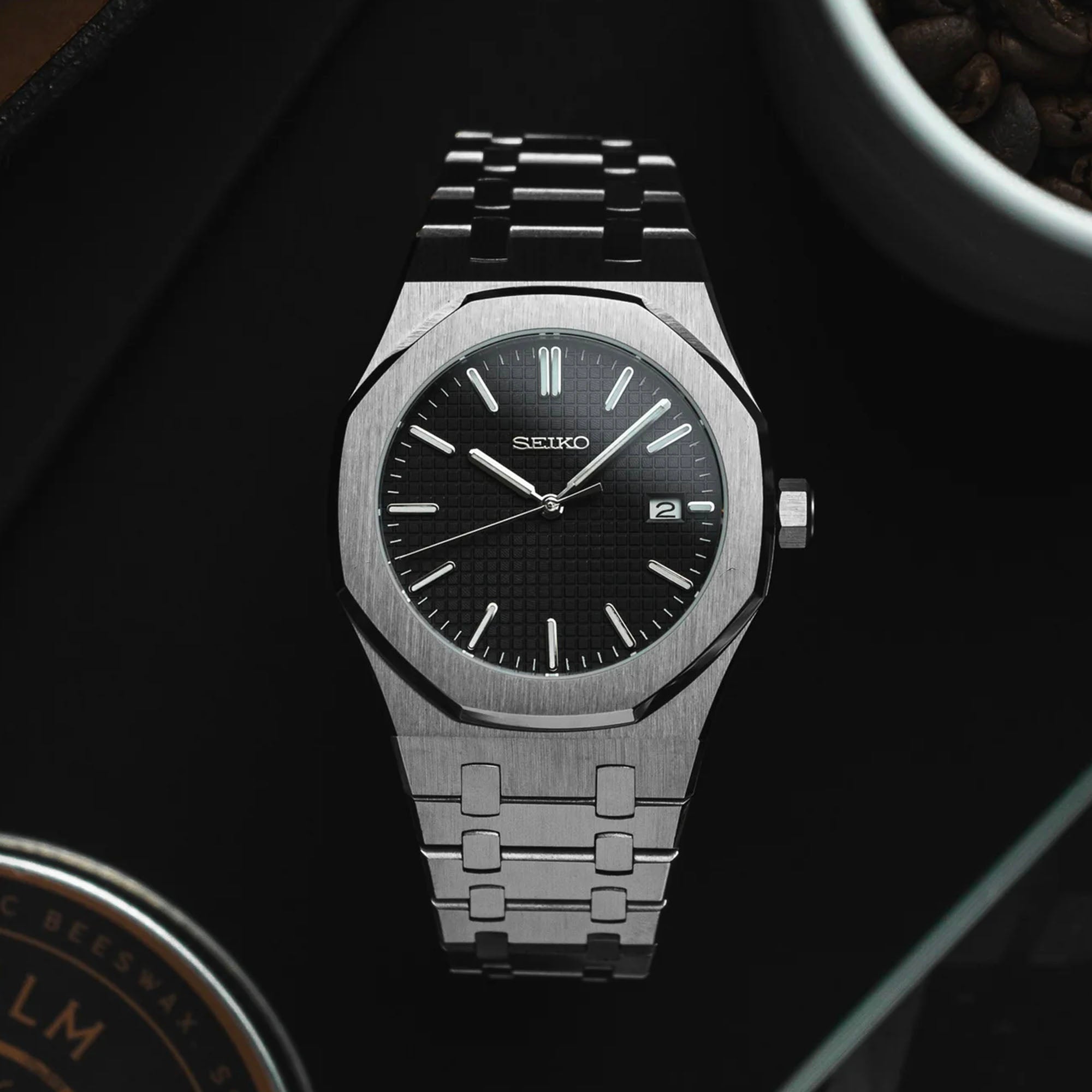 Seikoak | Black