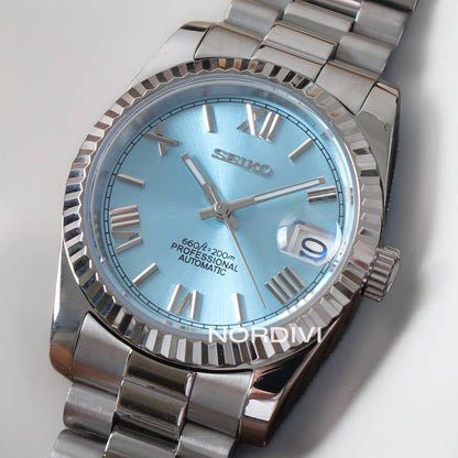 Justeiko | Roman | Ice Blue